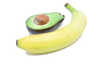 Маска за бляскава коса с банан и авокадо