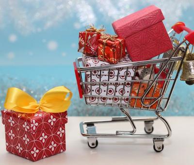 Какво очакват купувачите, посещавайки специализиран магазин за подаръци?