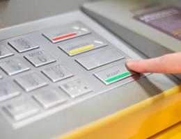 Как функционира банкоматът?