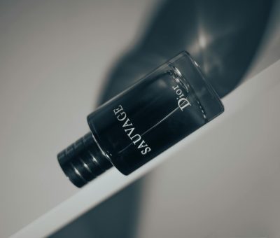 Dior Sauvage е любим парфюм на мъже от различни поколения