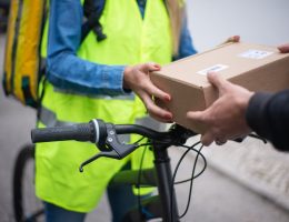 Икономично и ефективно изпращане на международни пратки